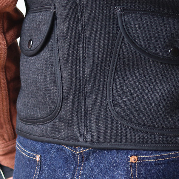 BRIDGEPORT / OUTDOOR STYLE HUNTING VEST / CHARCOAL BLACK GRAIN - Image 11