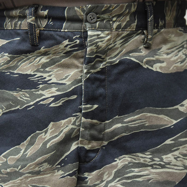 MILITARY TROPICAL SHORTS / 1960s - STYLE WORK CLOTHING / MILITARY BACK SATIN / TIGER CAMO - Image 5