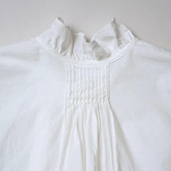 GATHER COLLAR BLOUSE / WHITE / 2026SS MODEL - Image 5
