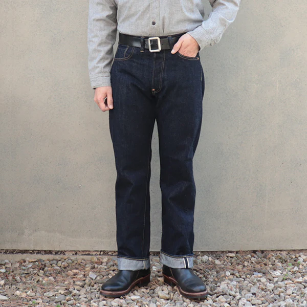 IN THE SECOND HALF OF 1945 WORLD WAR II MODEL / 5 POCKET JEANS / 14oz INDIGO DENIM / ONE WASH MODEL