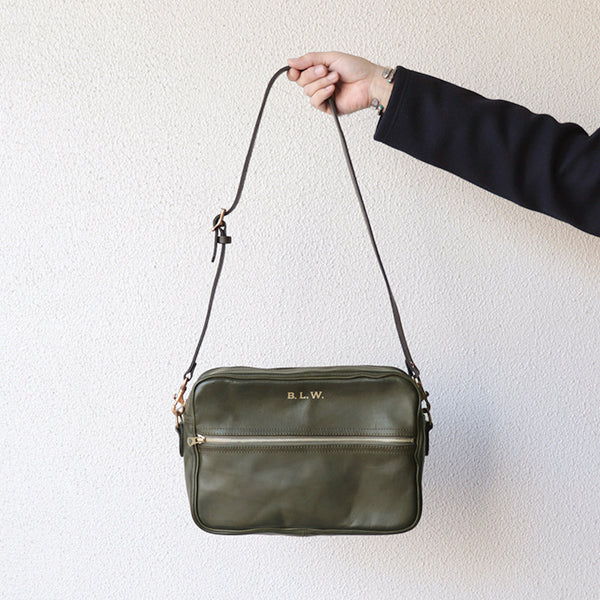 LEATHER WANDER SHOULDER BAG / OLIVE VINTAGE FINISH - Image 8