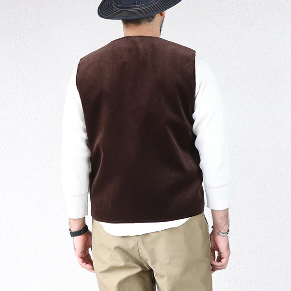 ROOM No.206 VEST/ BRISBANE MOSS CORDUROY / BROWN - Image 4