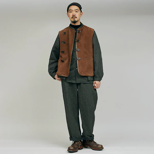 SALE / CAPTAIN VEST OIL VELOUR / BROWN - Image 9